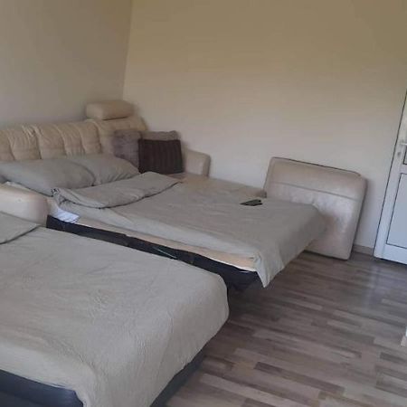 Pliska Apartment モンタナ エクステリア 写真