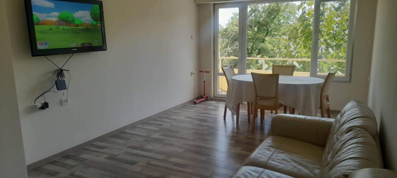 Pliska Apartment モンタナ エクステリア 写真